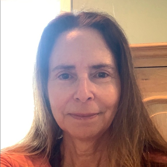 Meet your Posher, Jade - Picture 1 of 1